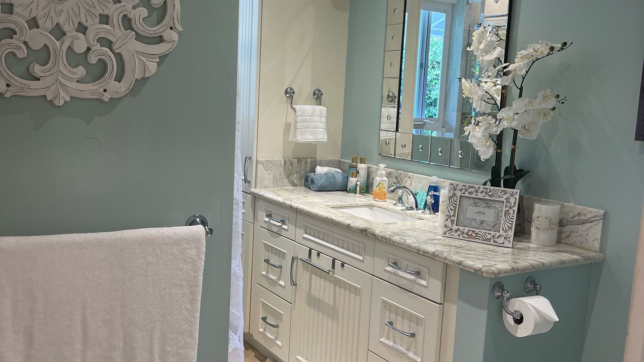 Photo of Bathroom in Kailua