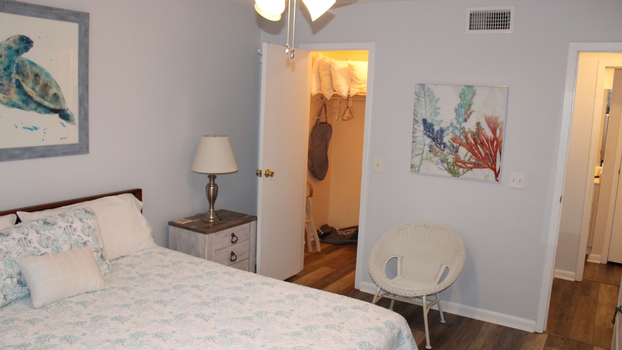Photo of Bedroom in Demere Park