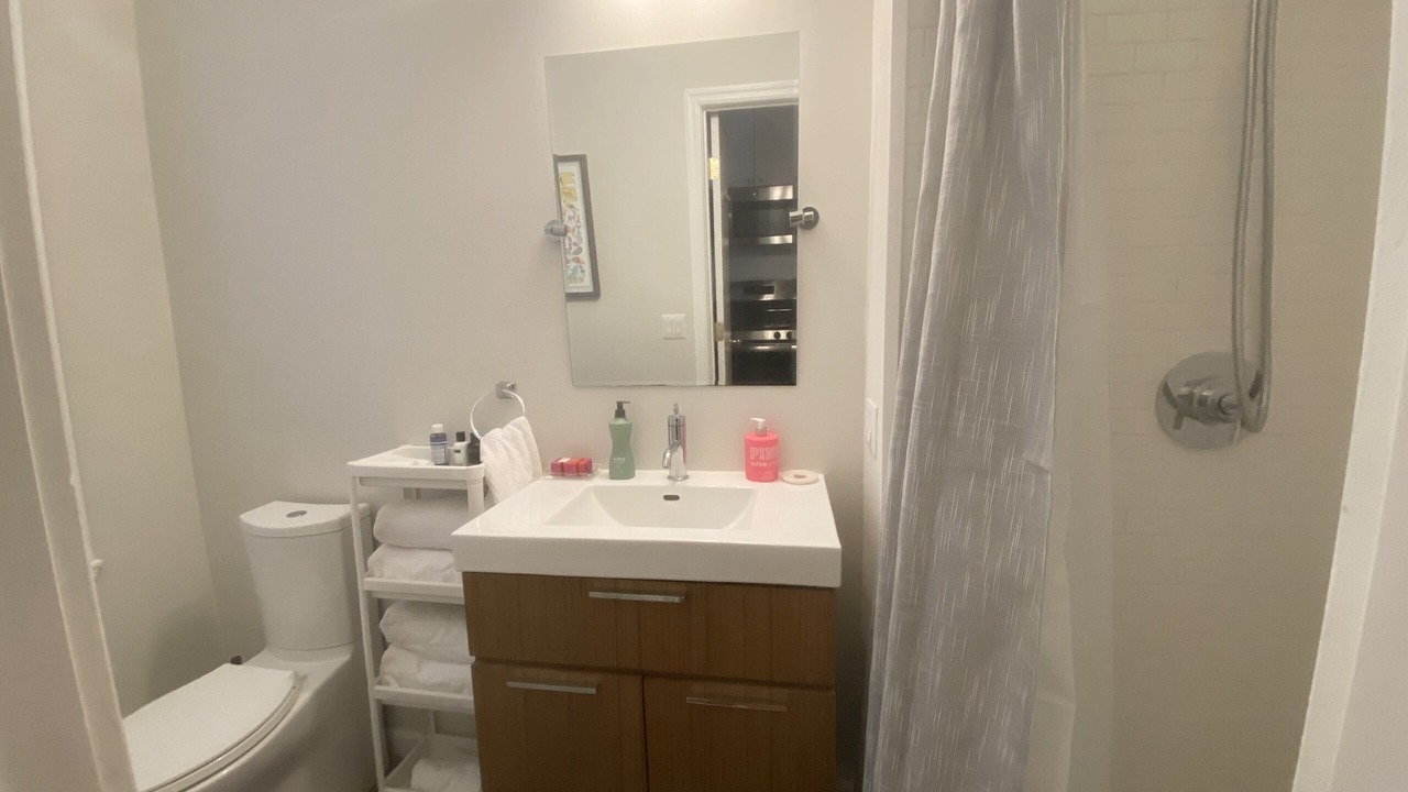 Photo of Bathroom in Hoboken