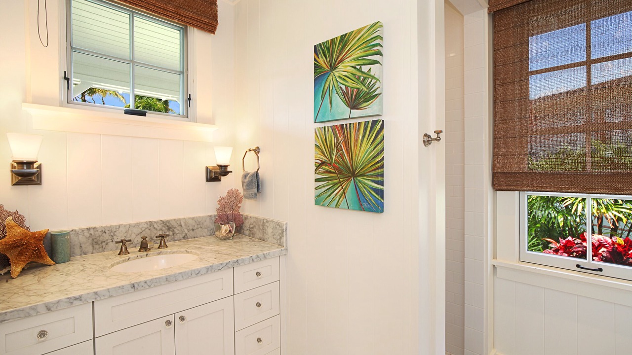 Photo of Bathroom in Poipu