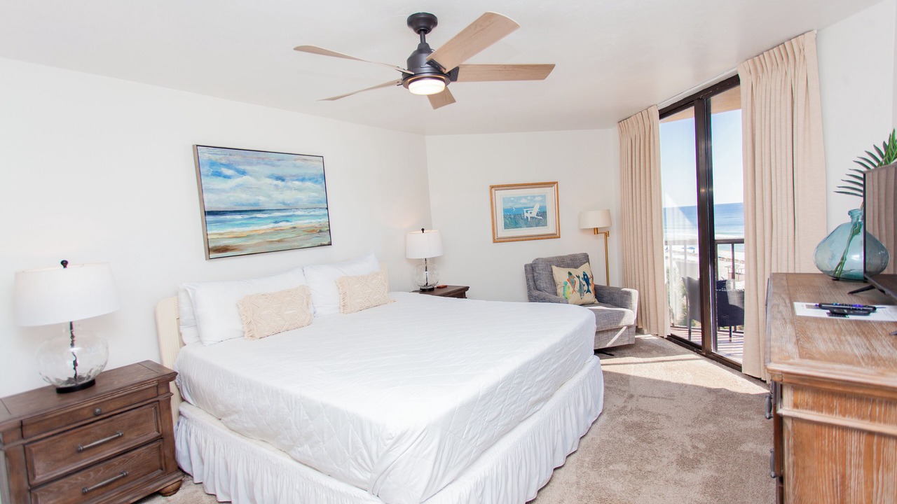 Photo of Bedroom in Biltmore Beach