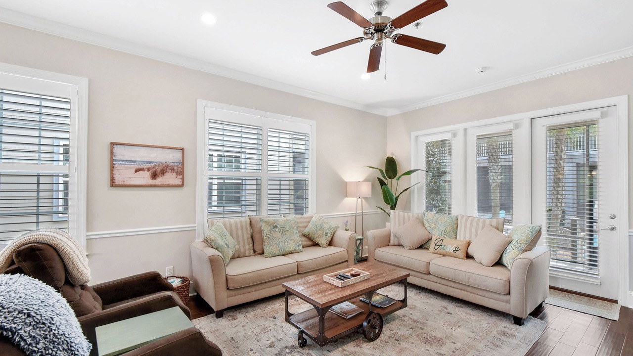 Photo of Livingroom in Jekyll Island