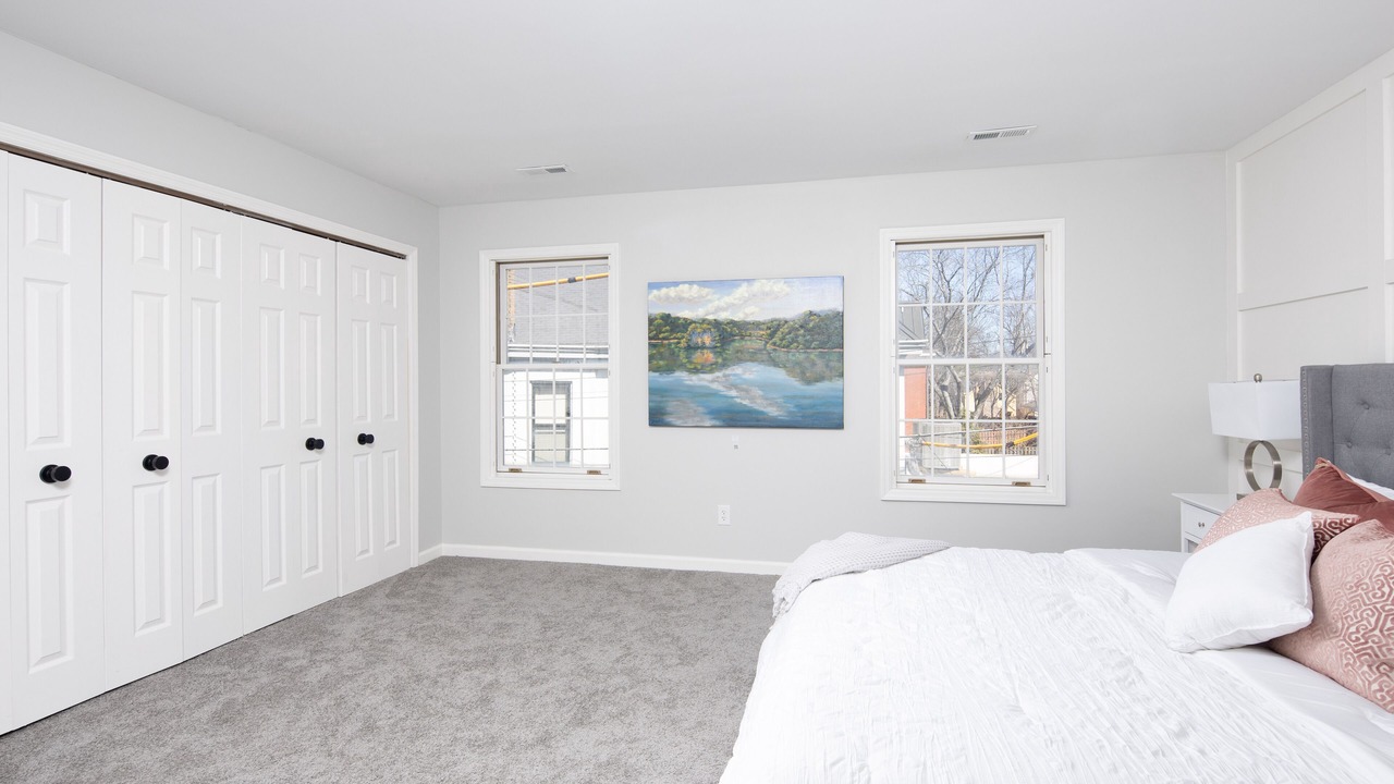 Photo of Bedroom in West Suburb
