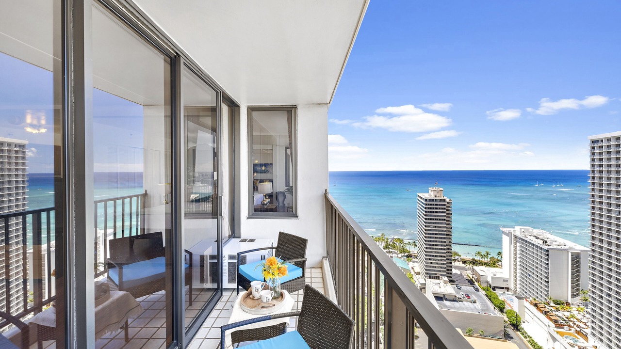 Photo of Patio Balcony in Diamond Head - Kapahulu - St. Louis