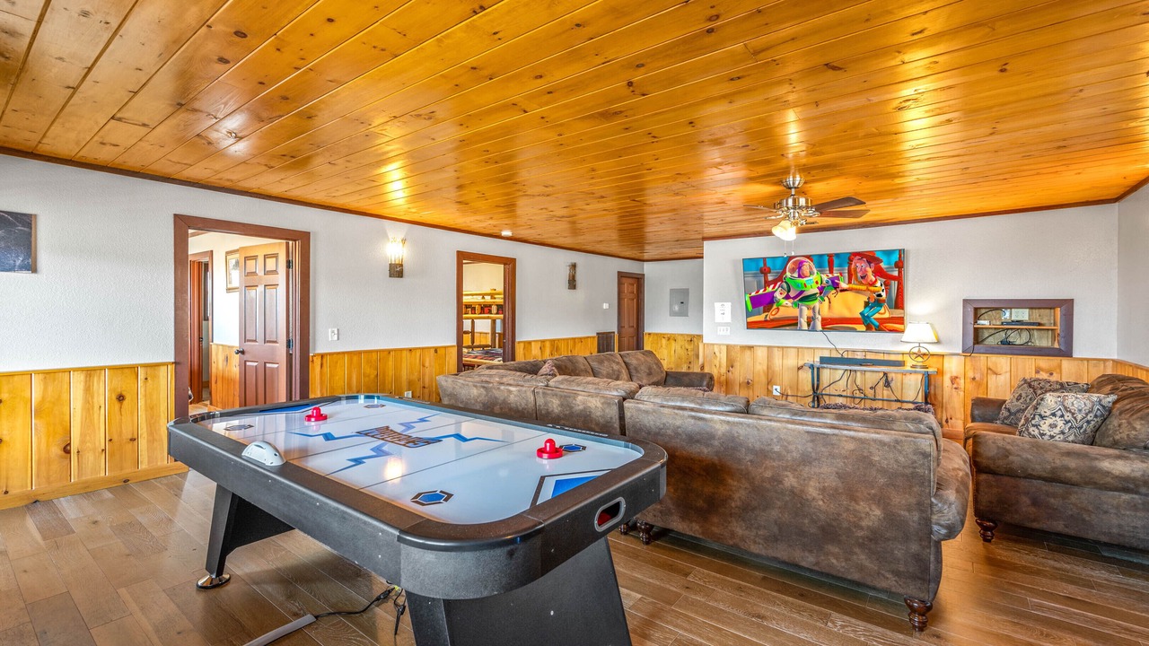 Photo of Bedroom in Chalet Village North