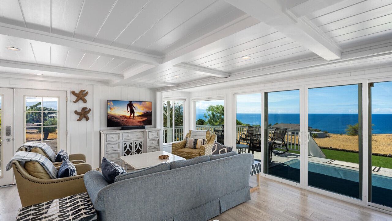 Photo of Livingroom in Kohala Estates