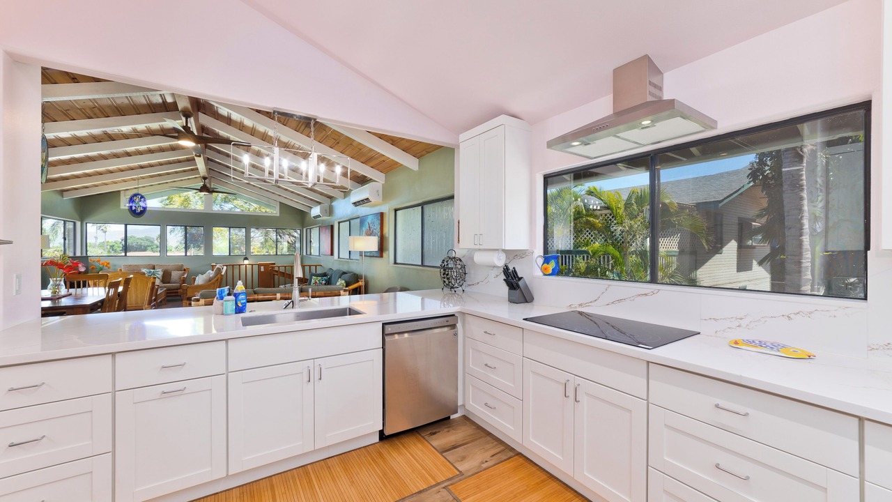 Photo of Kitchen in Waikoloa