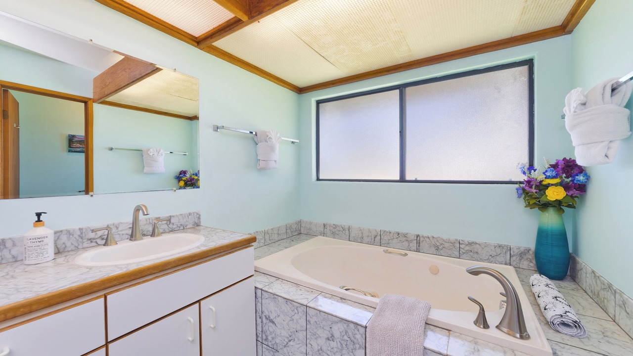 Photo of Bathroom in Waikoloa