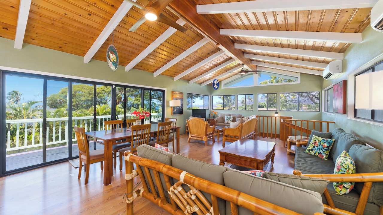 Photo of Livingroom in Waikoloa