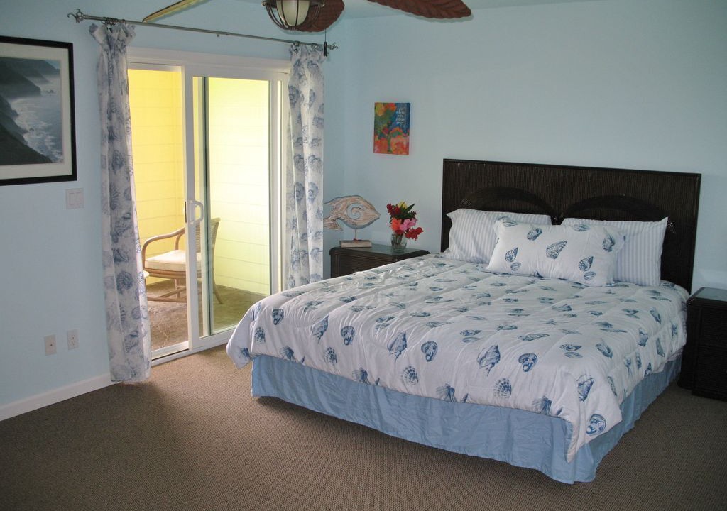 Photo of Bedroom in Pepeekeo