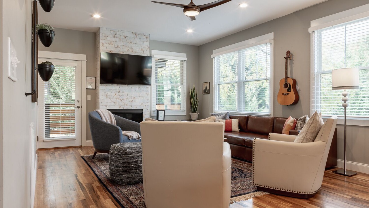 Photo of Bedroom in Woodfin