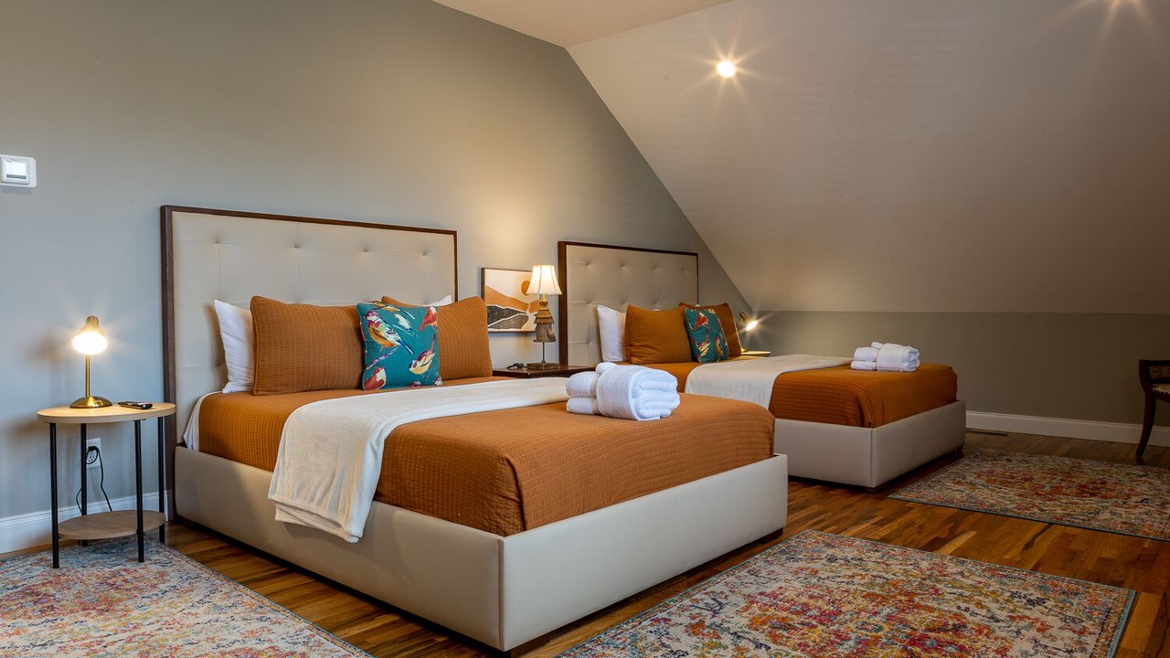 Photo of Bedroom in Woodfin