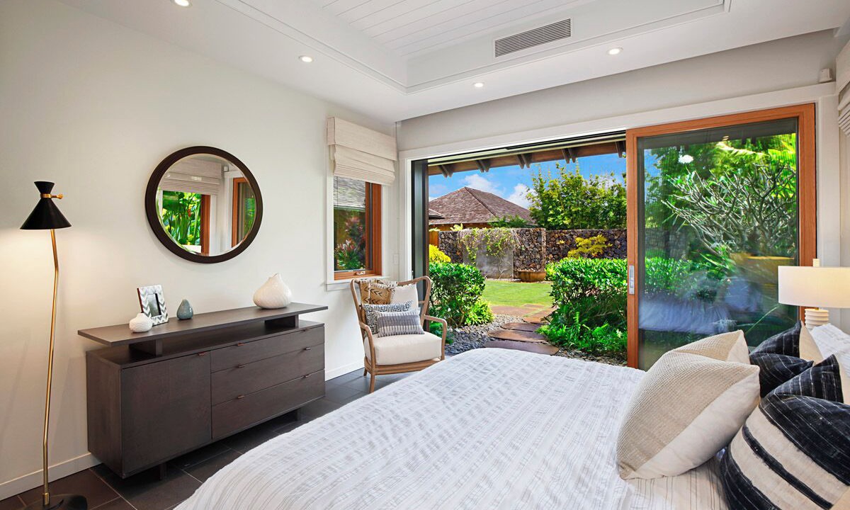 Photo of Bedroom in Poipu