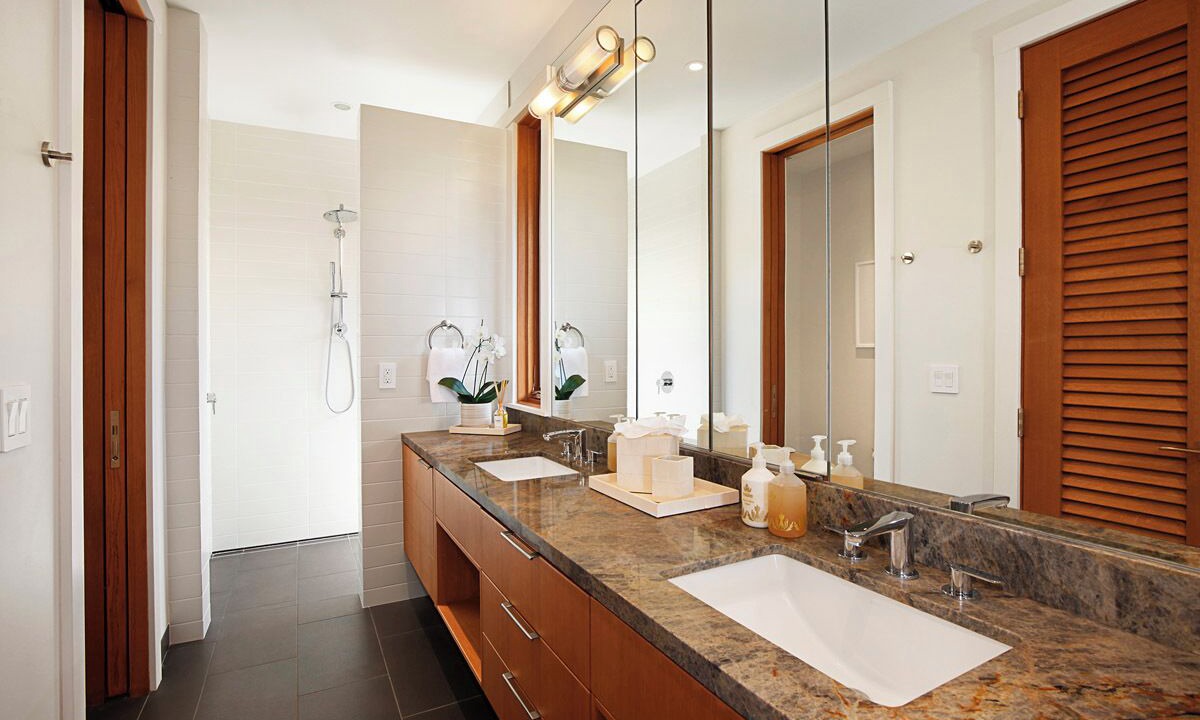 Photo of Bathroom in Poipu