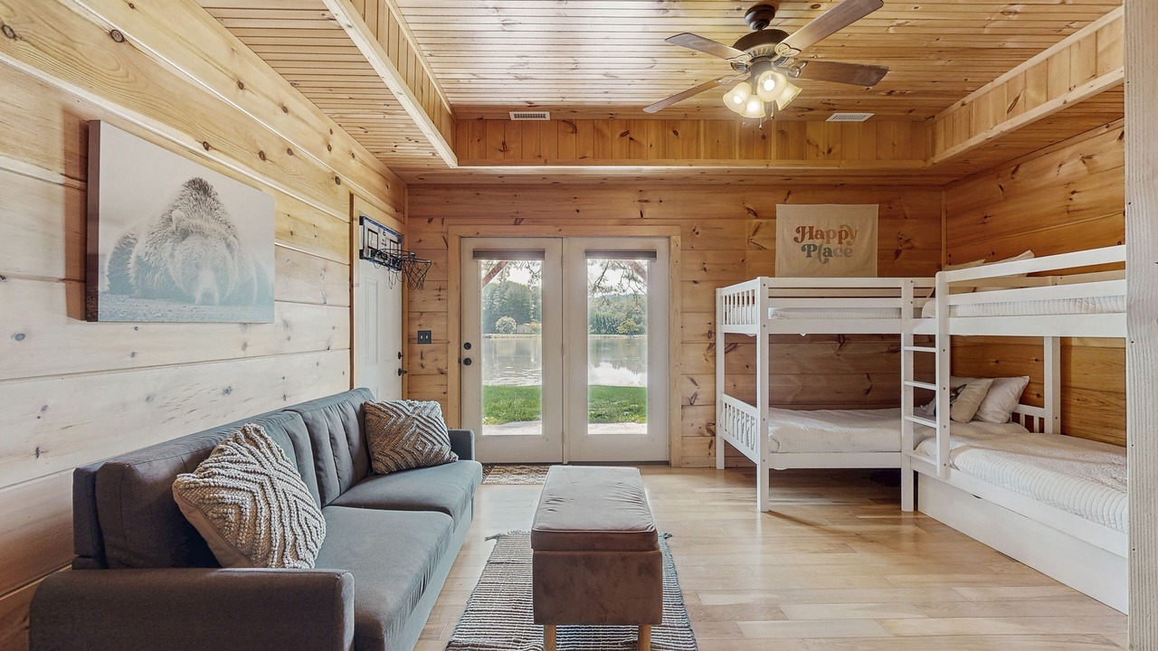 Photo of Bedroom in Mills River