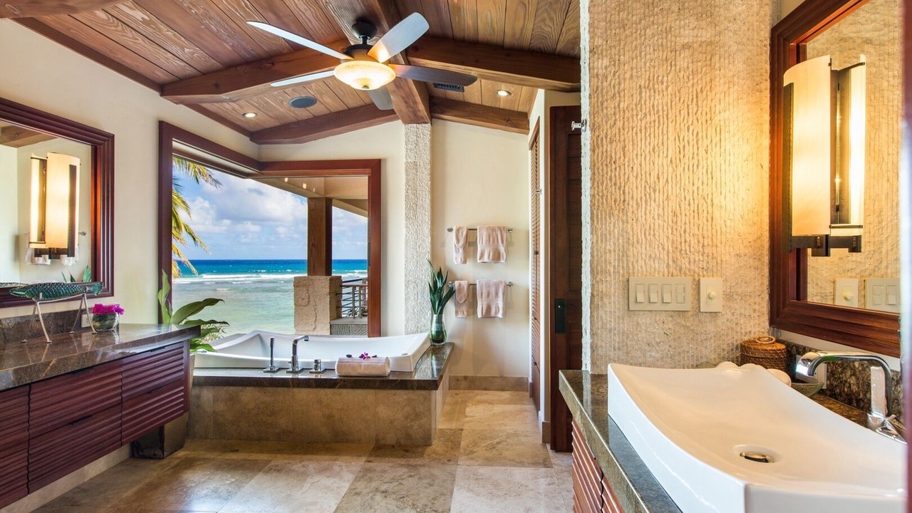 Photo of Bathroom in Kahala