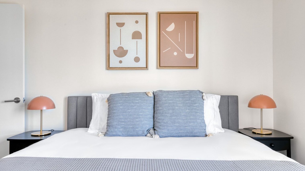 Photo of Bedroom in Sawtelle