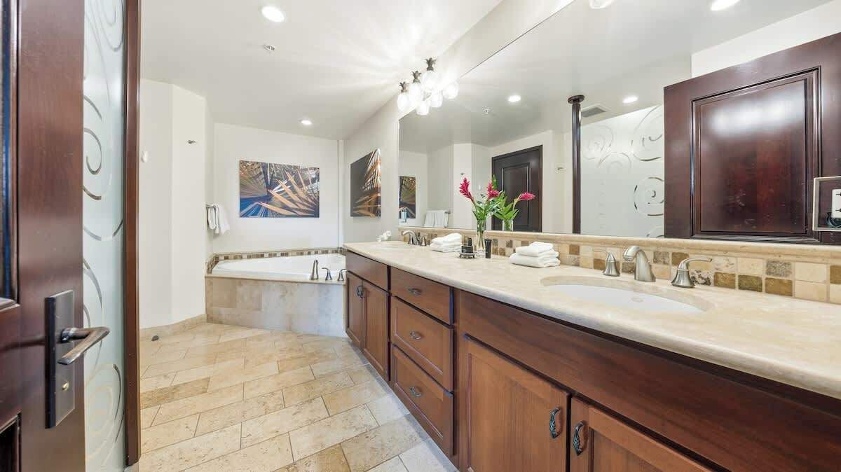 Photo of Bathroom in Wailua