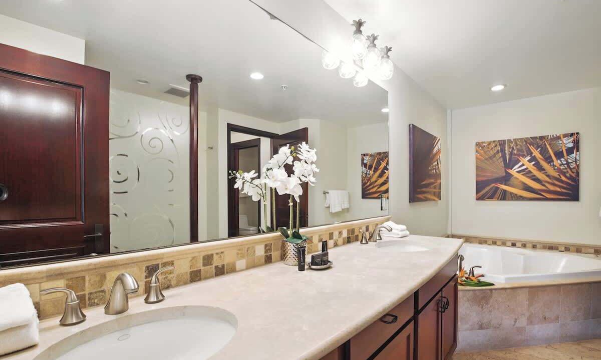 Photo of Bathroom in Wailua