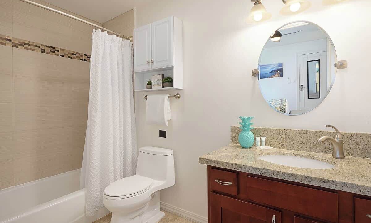 Photo of Bathroom in Wailua