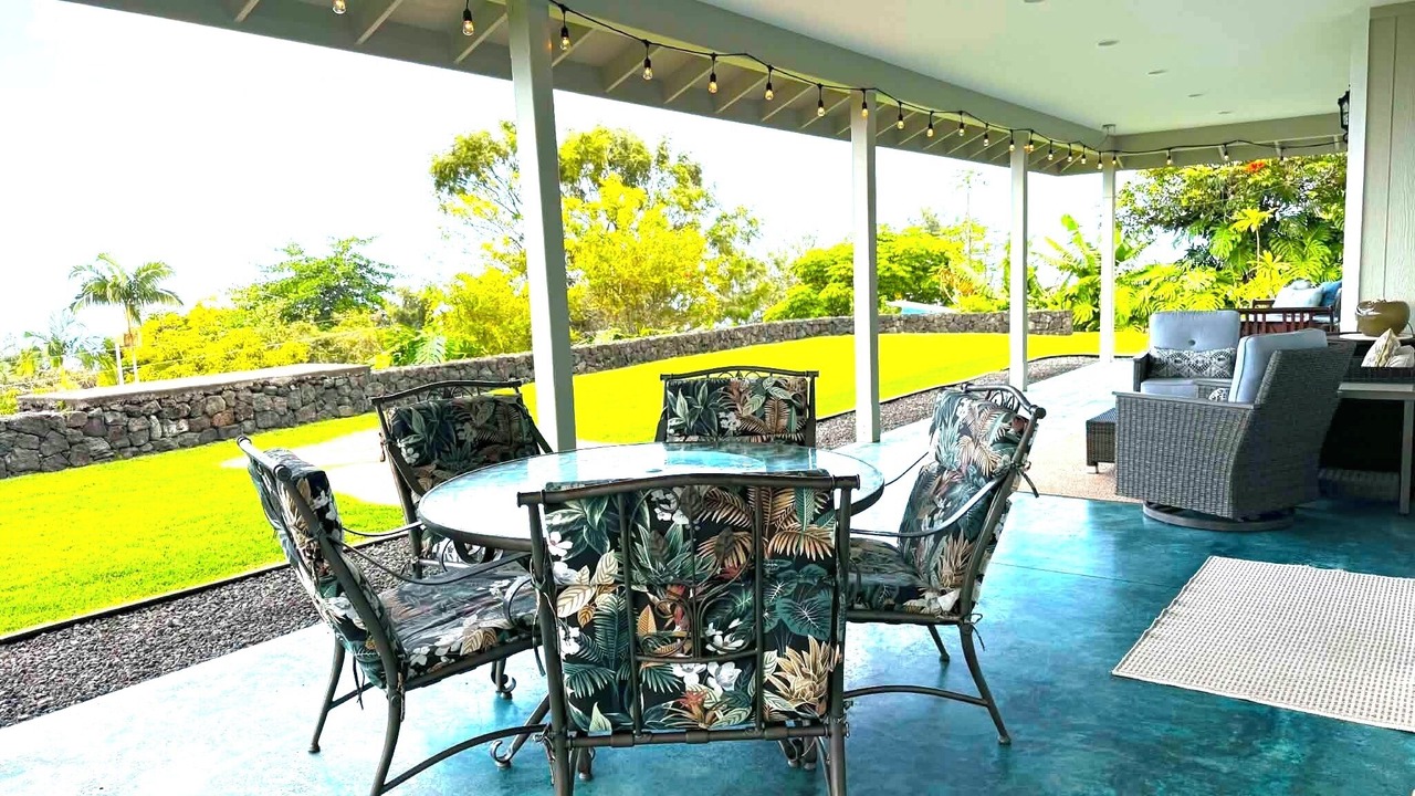 Photo of Outdoor in Kona Palisades