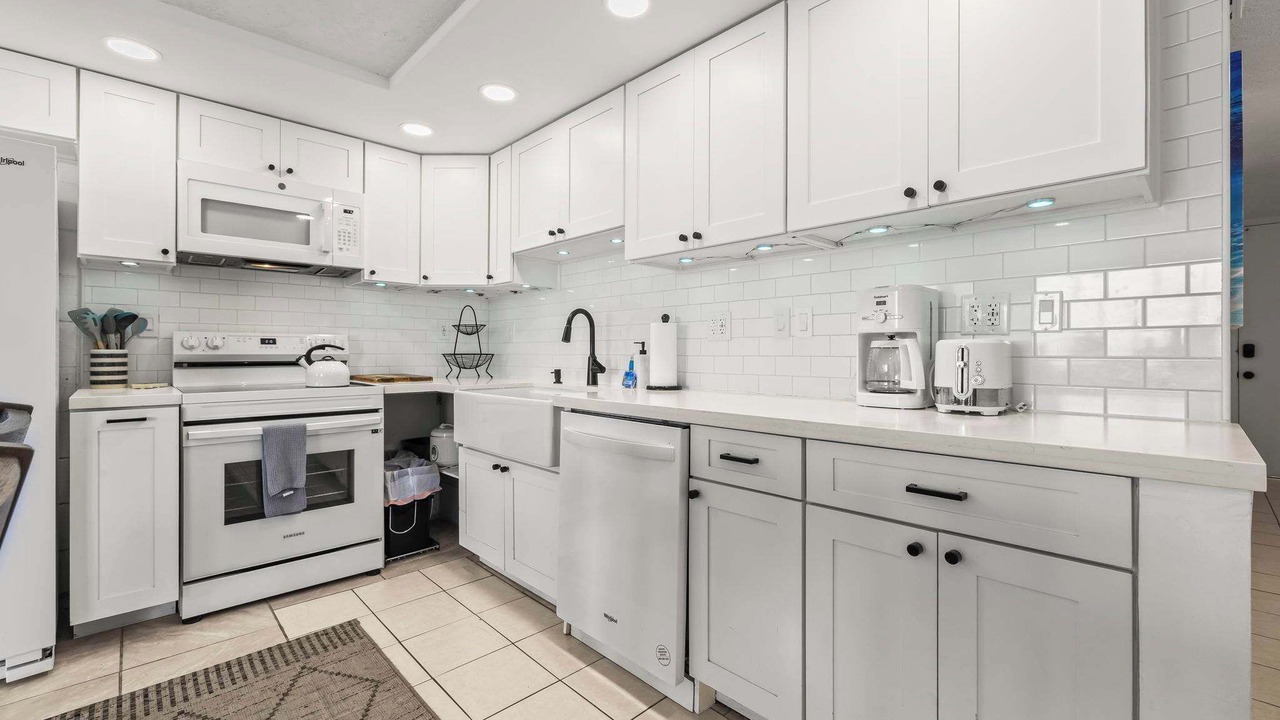 Photo of Kitchen in Punaluu