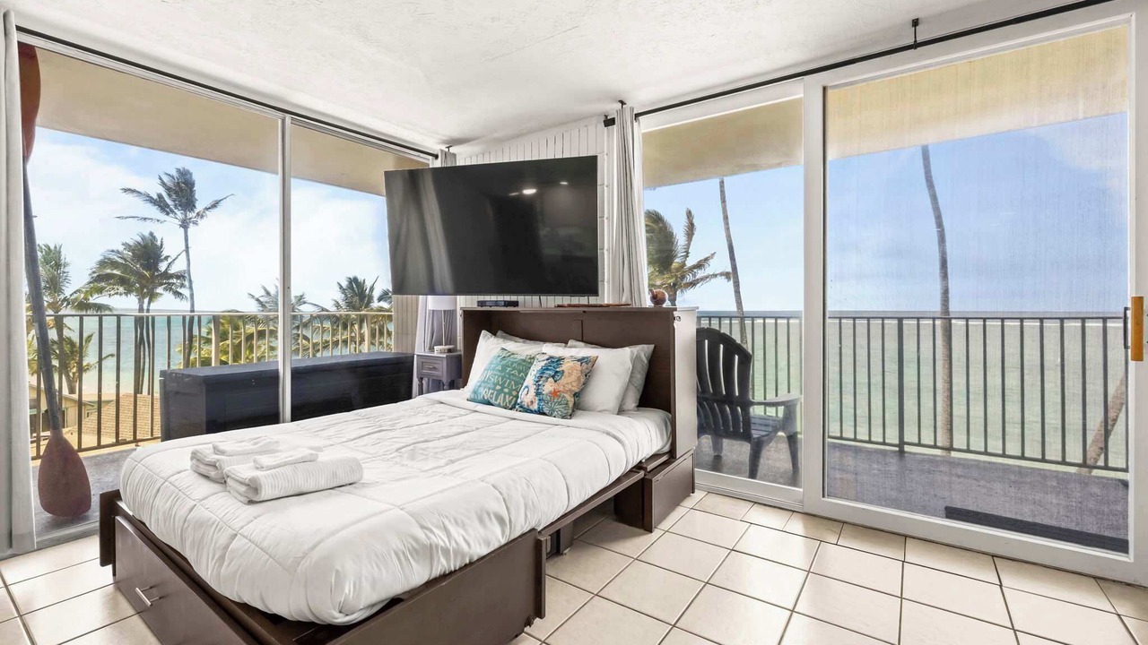 Photo of Bedroom in Punaluu