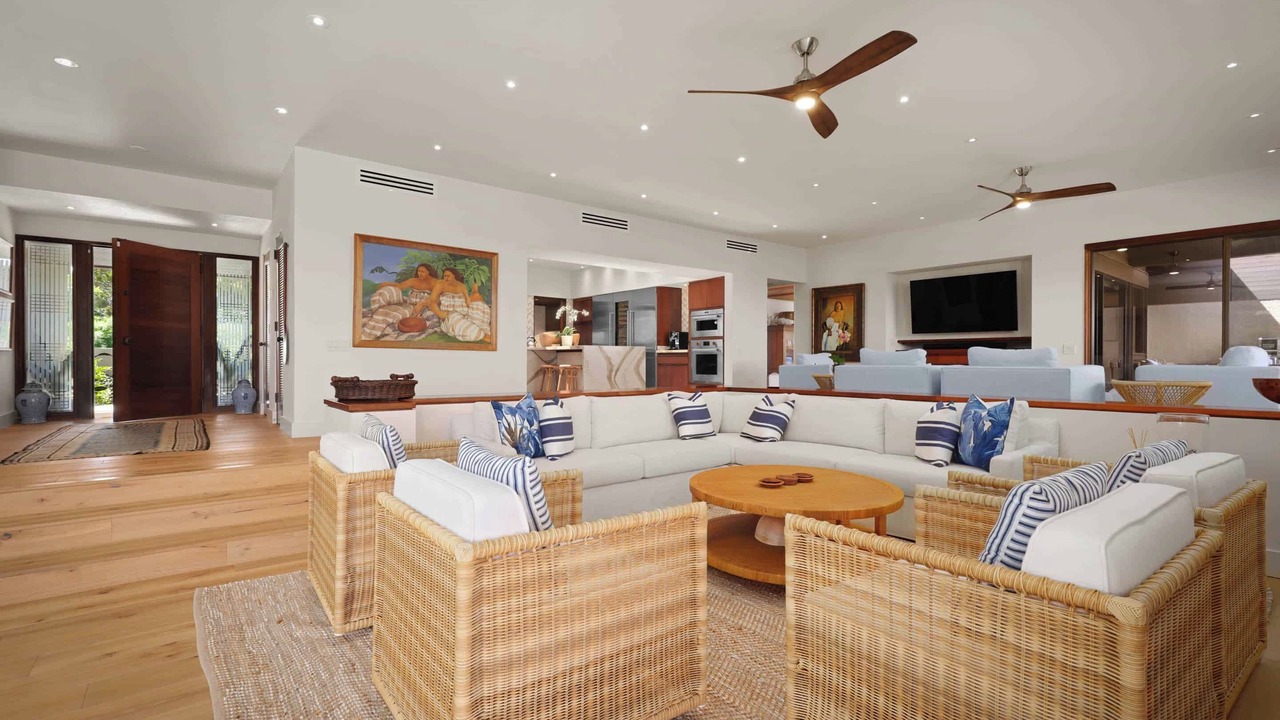 Photo of Livingroom in Kamuela