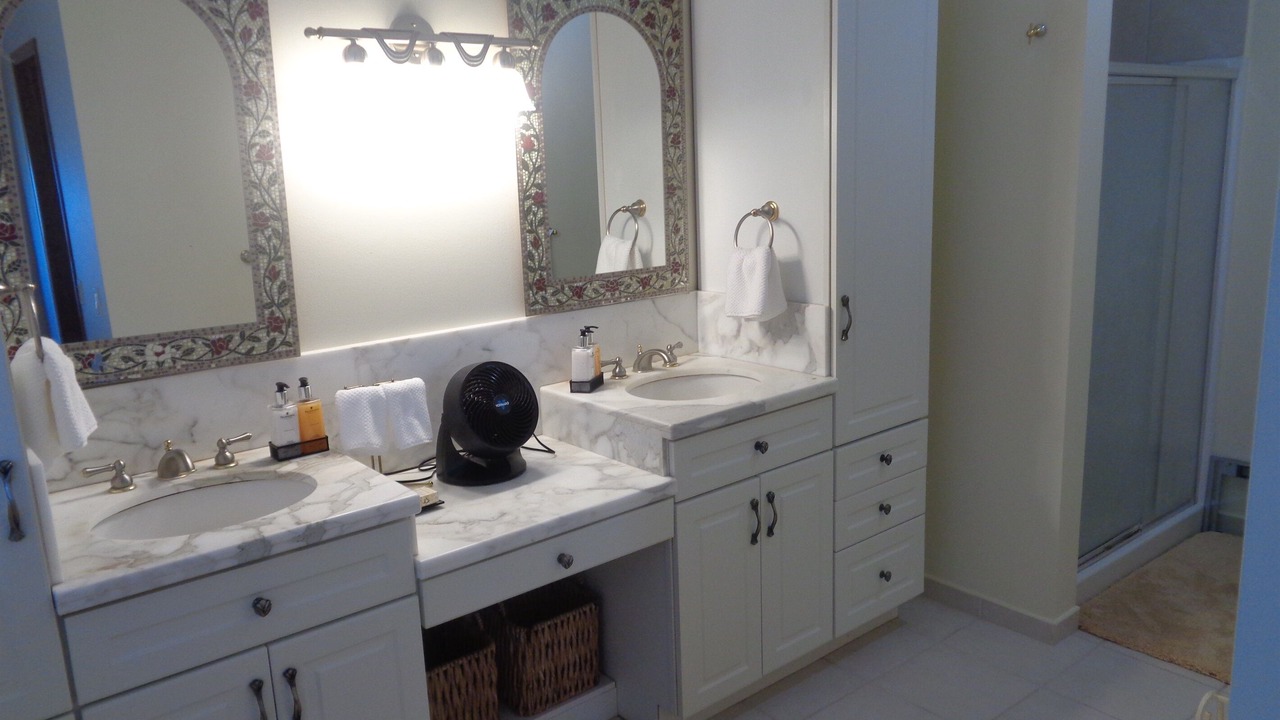 Photo of Bathroom in Kealakekua