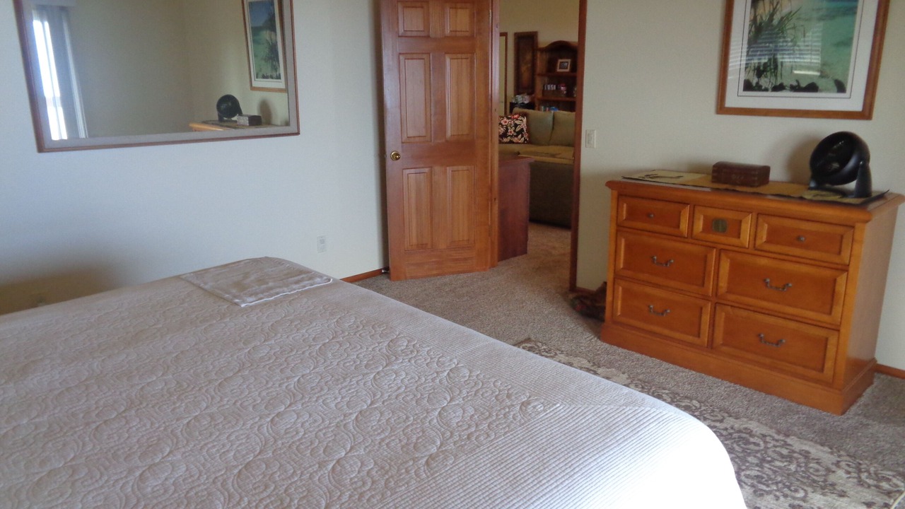 Photo of Bedroom in Kealakekua