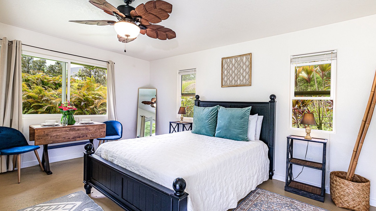 Photo of Bedroom in Keaau