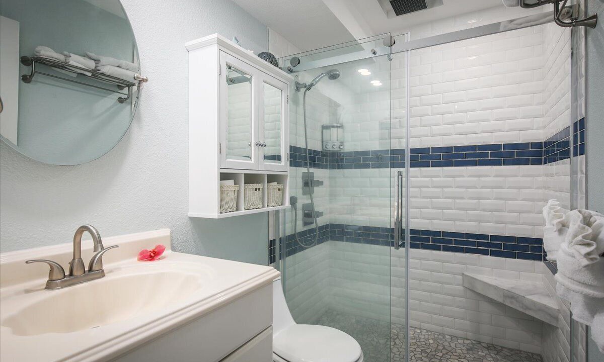 Photo of Bathroom in Historic Kailua Village