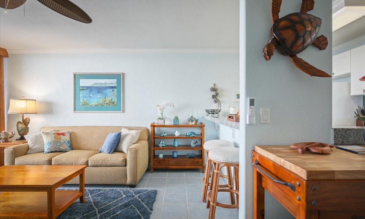 Photo of Livingroom in Historic Kailua Village