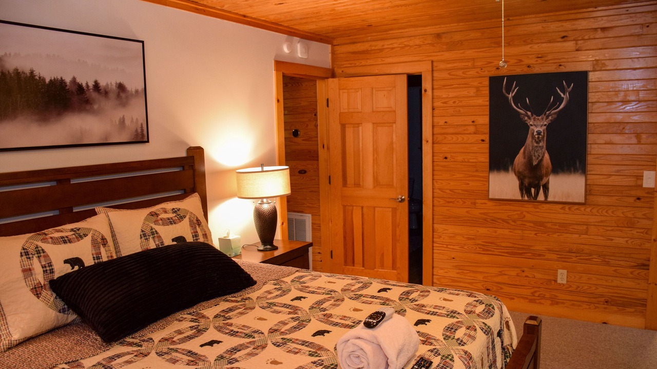 Photo of Bedroom in Townsend