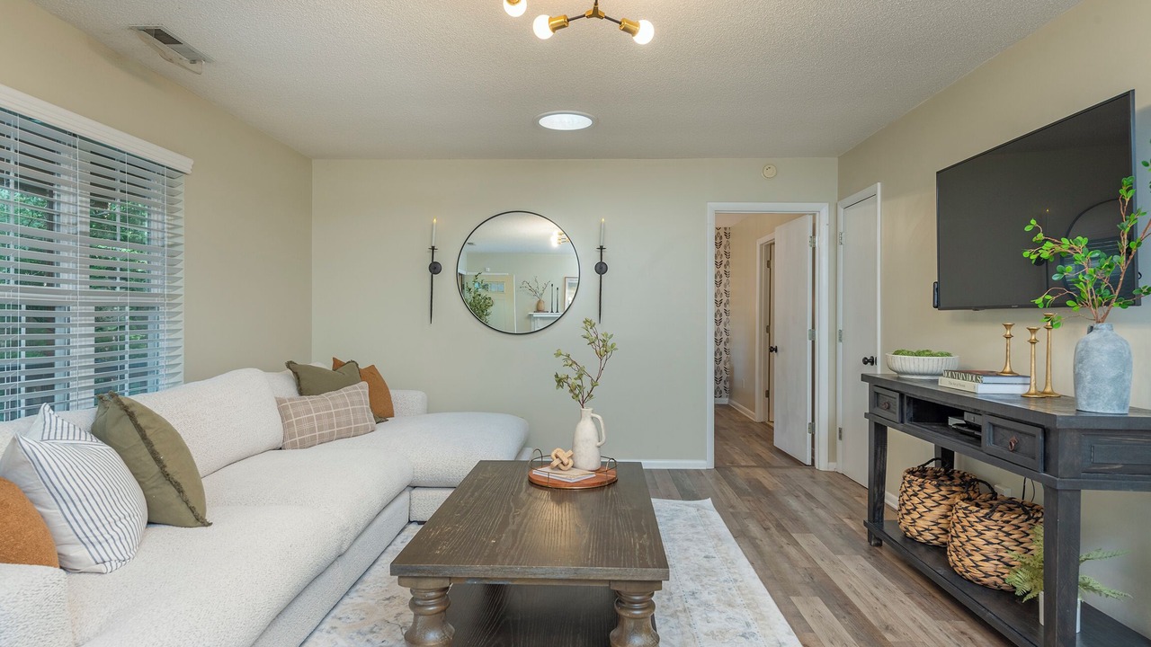 Photo of Livingroom in Skyland