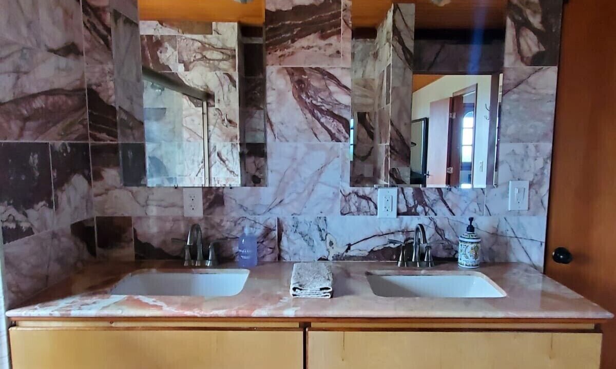 Photo of Bathroom in Kapoho