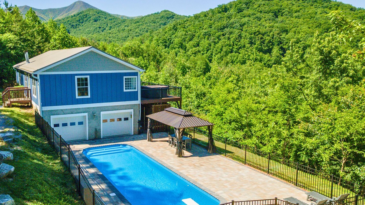 Photo of Outdoor in Candler