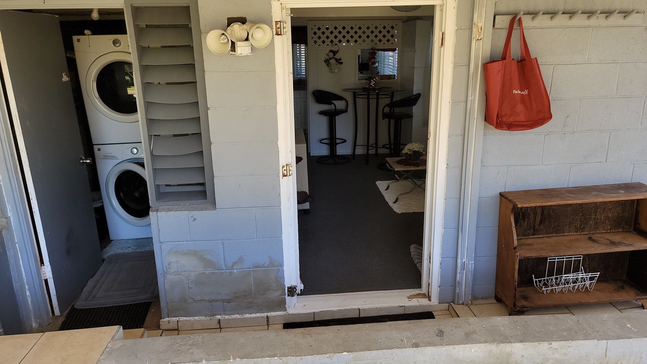 Photo of Bedroom in Maunalani Heights