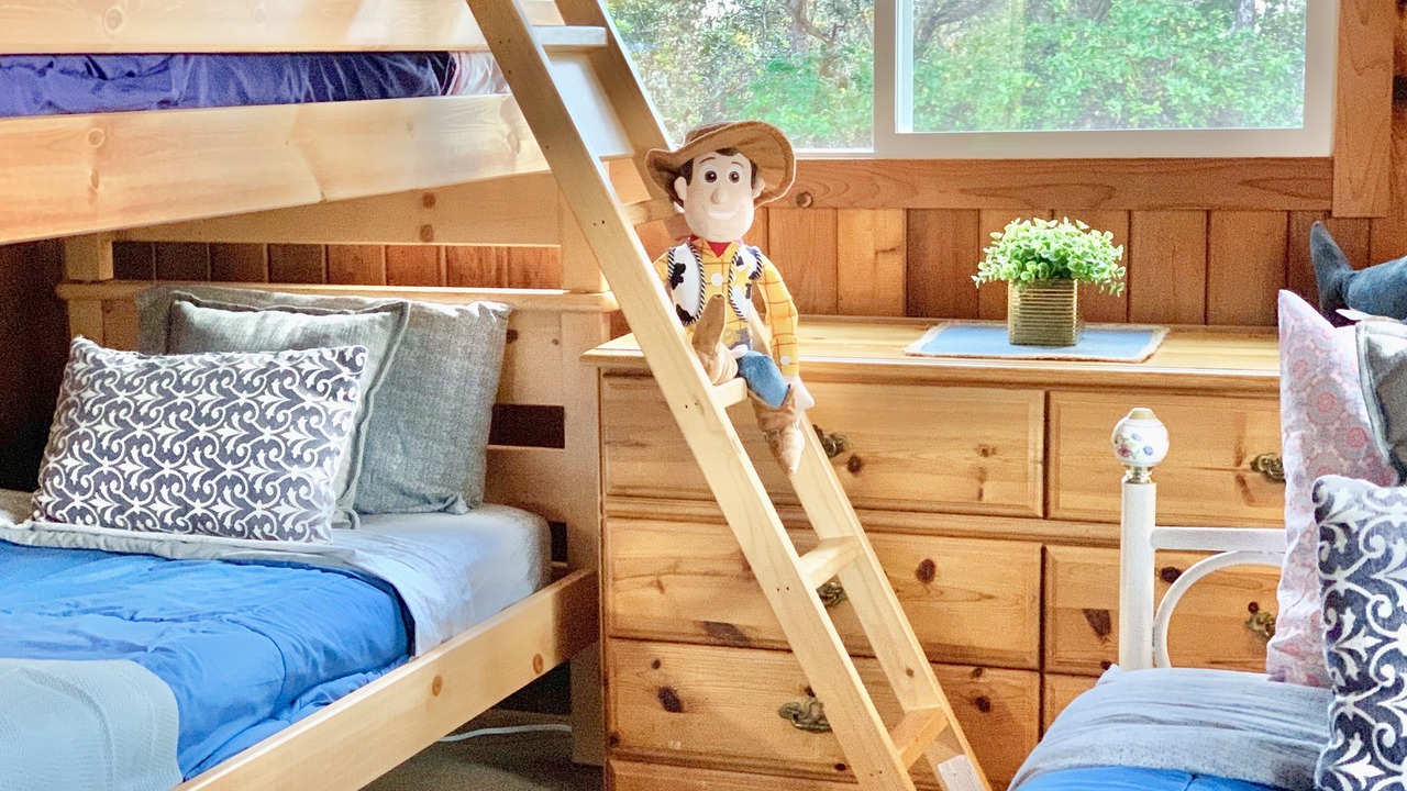 Photo of Bedroom in Royal Hawaiian Estates