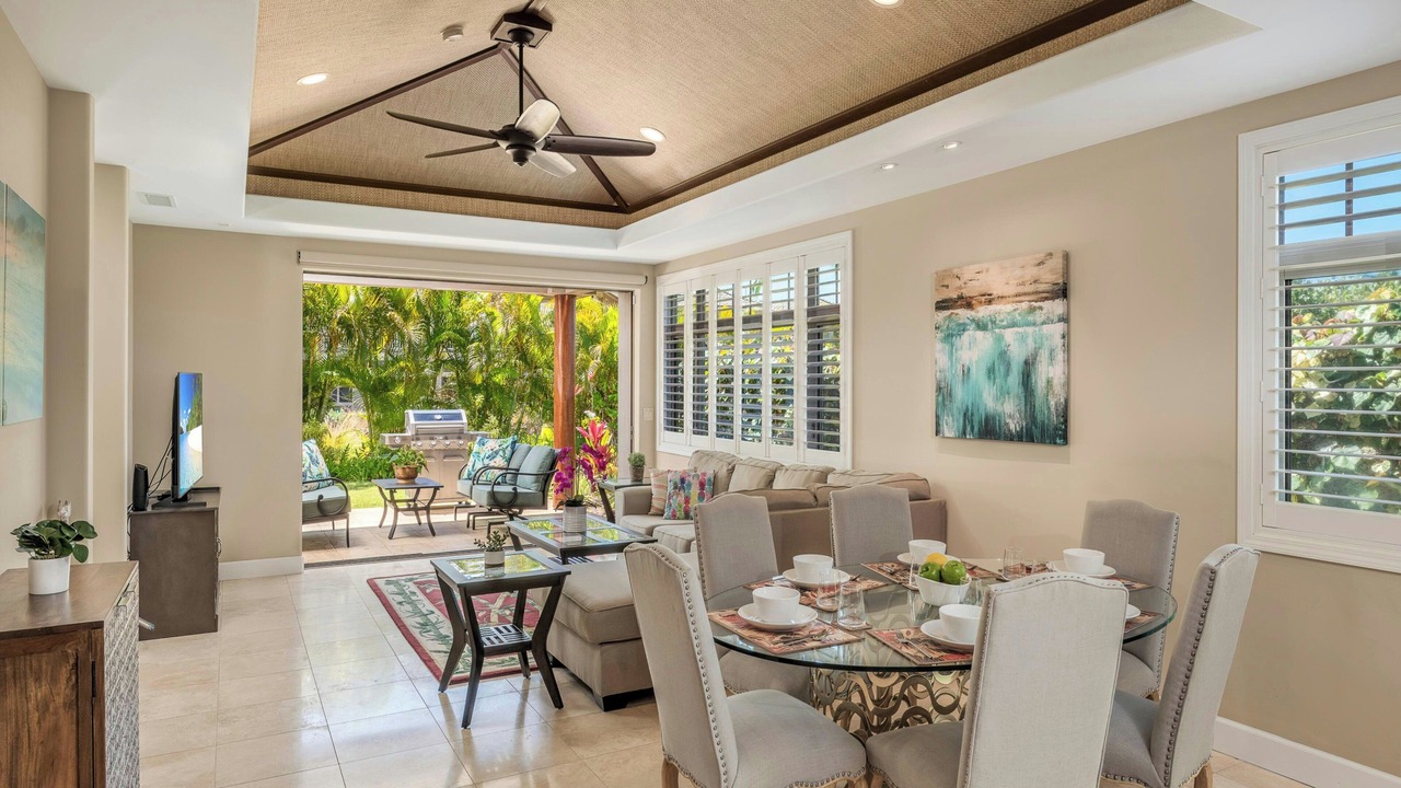 Photo of Livingroom in Kamuela