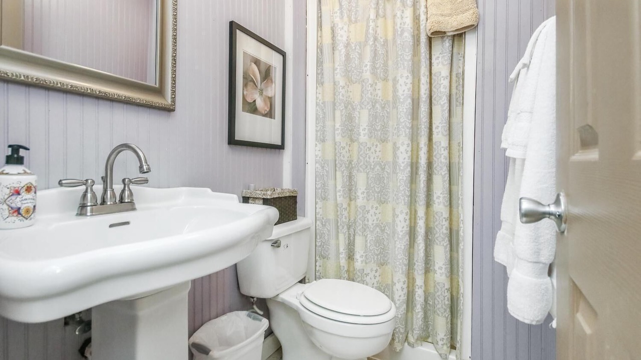 Photo of Bathroom in Penrose