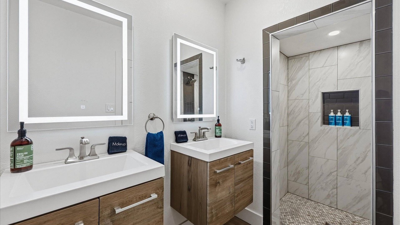 Photo of Bathroom in North End