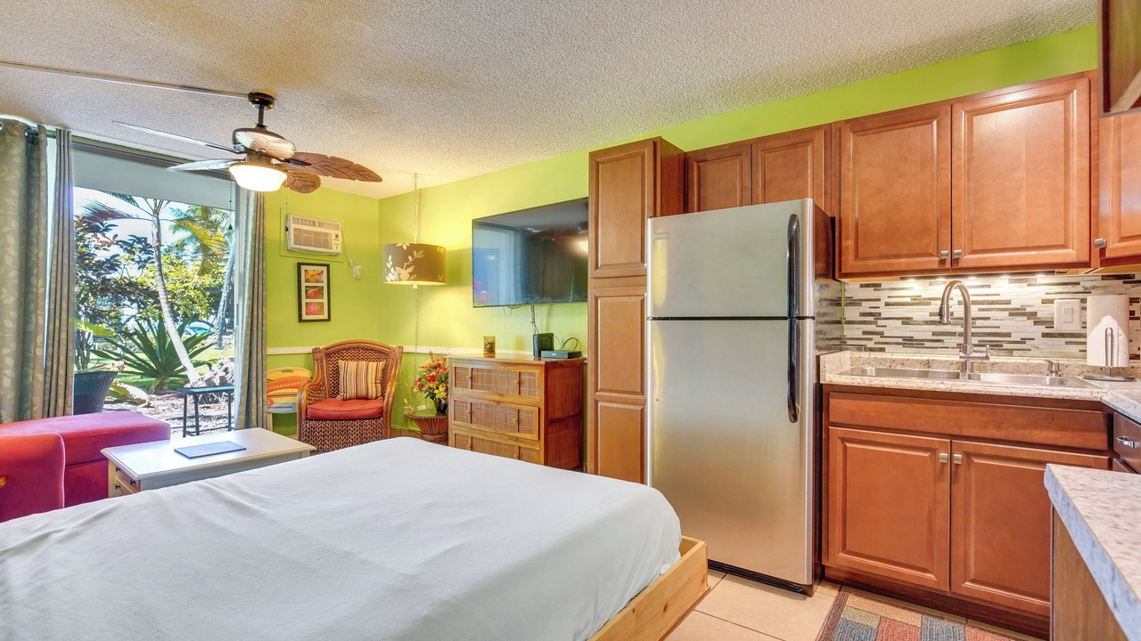 Photo of Bedroom in Historic Kailua Village