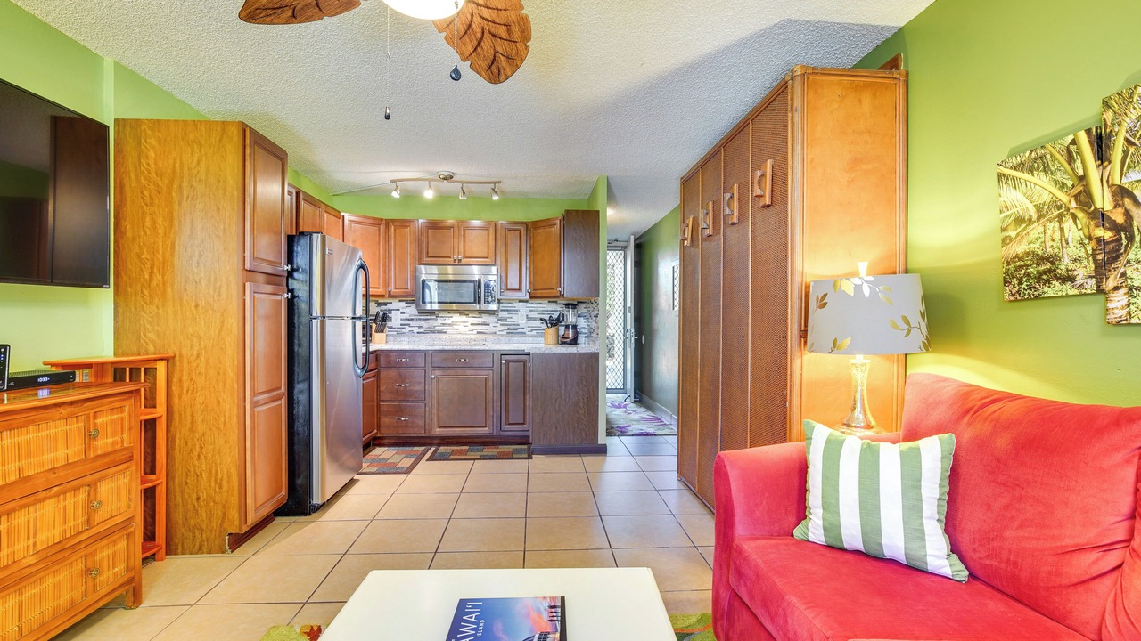 Photo of Livingroom in Historic Kailua Village