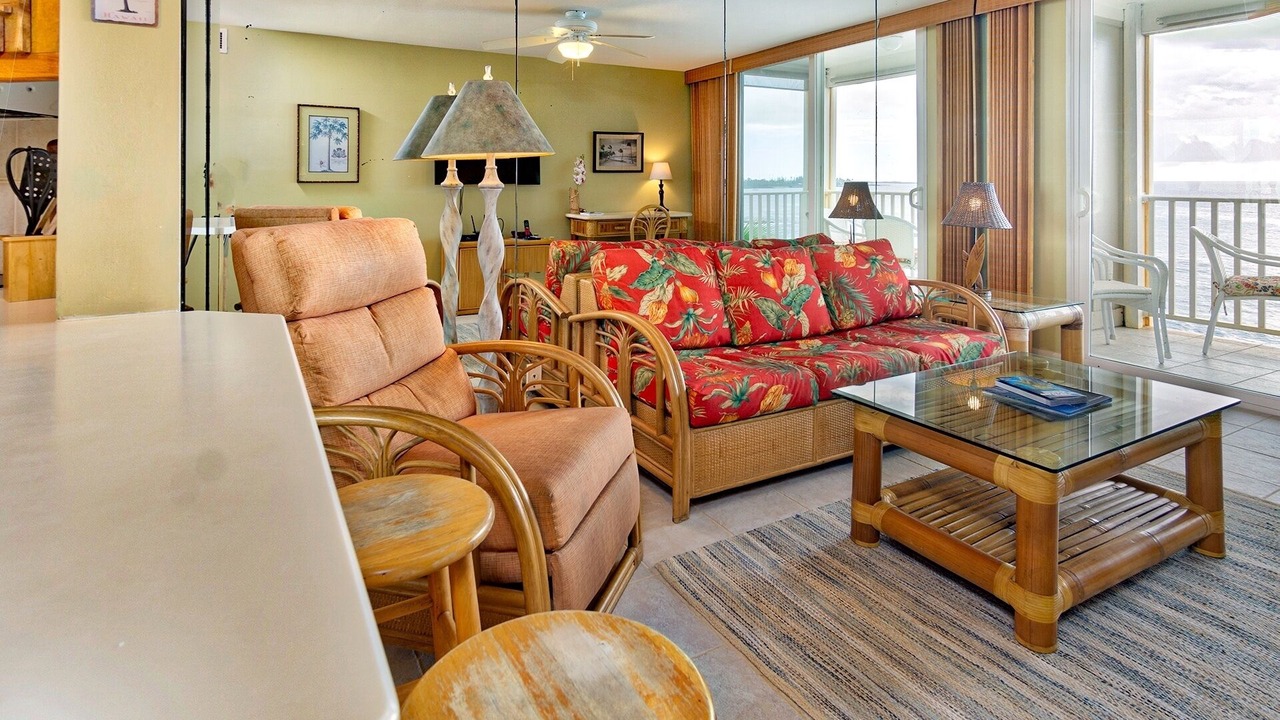 Photo of Livingroom in Historic Kailua Village