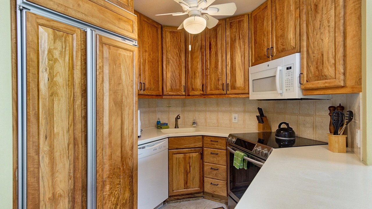 Photo of Others in Historic Kailua Village