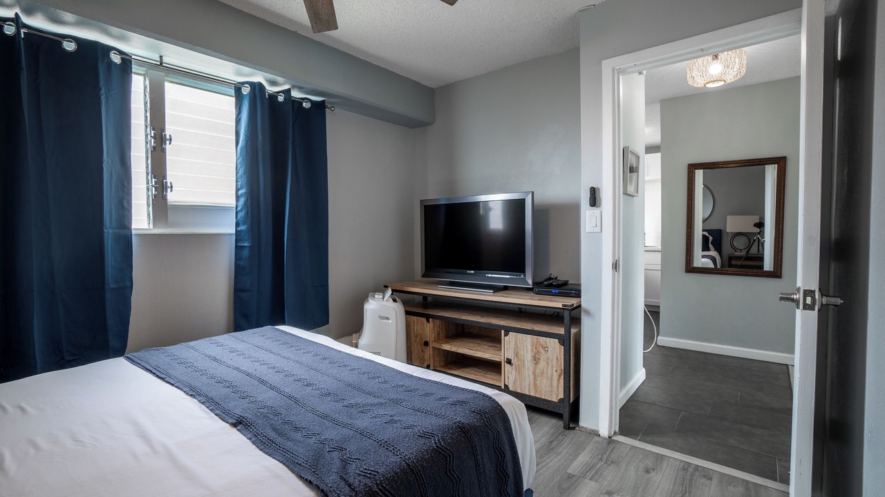 Photo of Bedroom in McCully - Moiliili