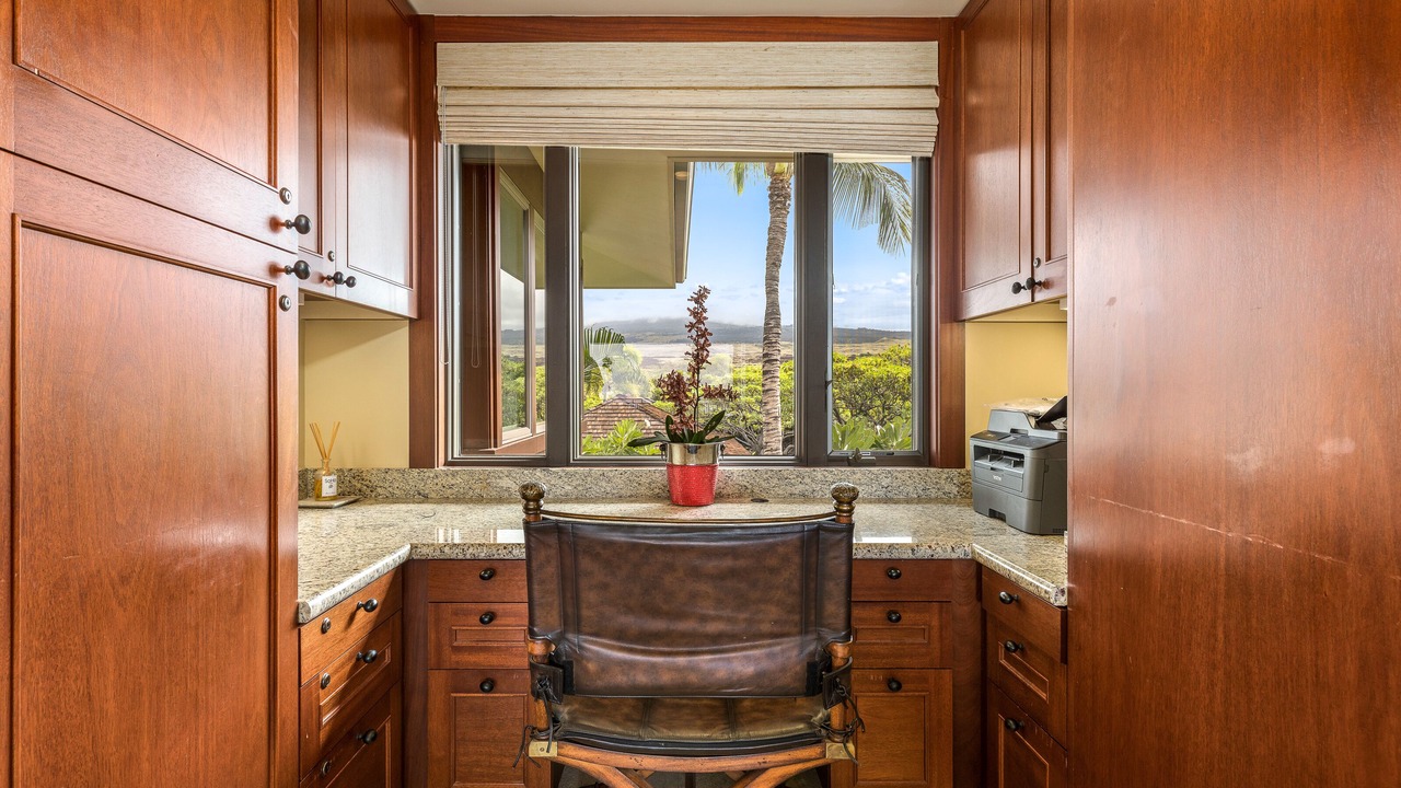 Photo of Kitchen in Kaupulehu