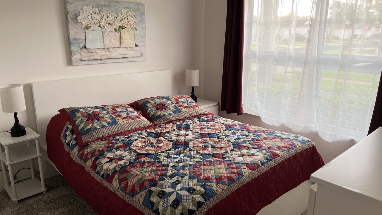 Photo of Bedroom in Lake Berkley