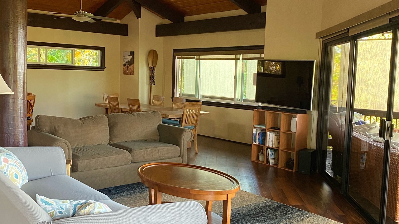 Photo of Livingroom in Pupukea